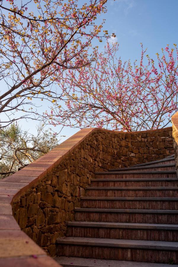 La Ginestra Hotel Castel San Lorenzo ภายนอก รูปภาพ