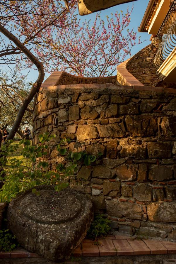 La Ginestra Hotel Castel San Lorenzo ภายนอก รูปภาพ