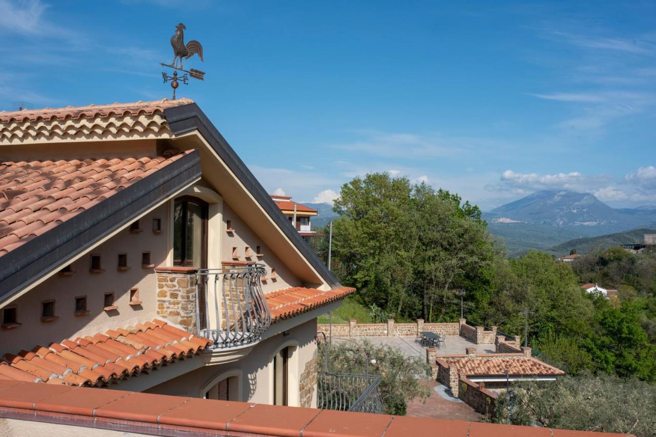 La Ginestra Hotel Castel San Lorenzo ภายนอก รูปภาพ