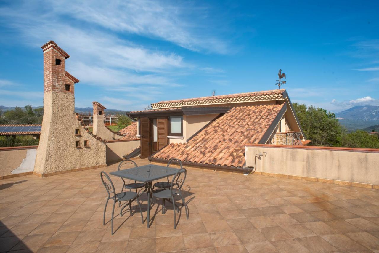La Ginestra Hotel Castel San Lorenzo ภายนอก รูปภาพ