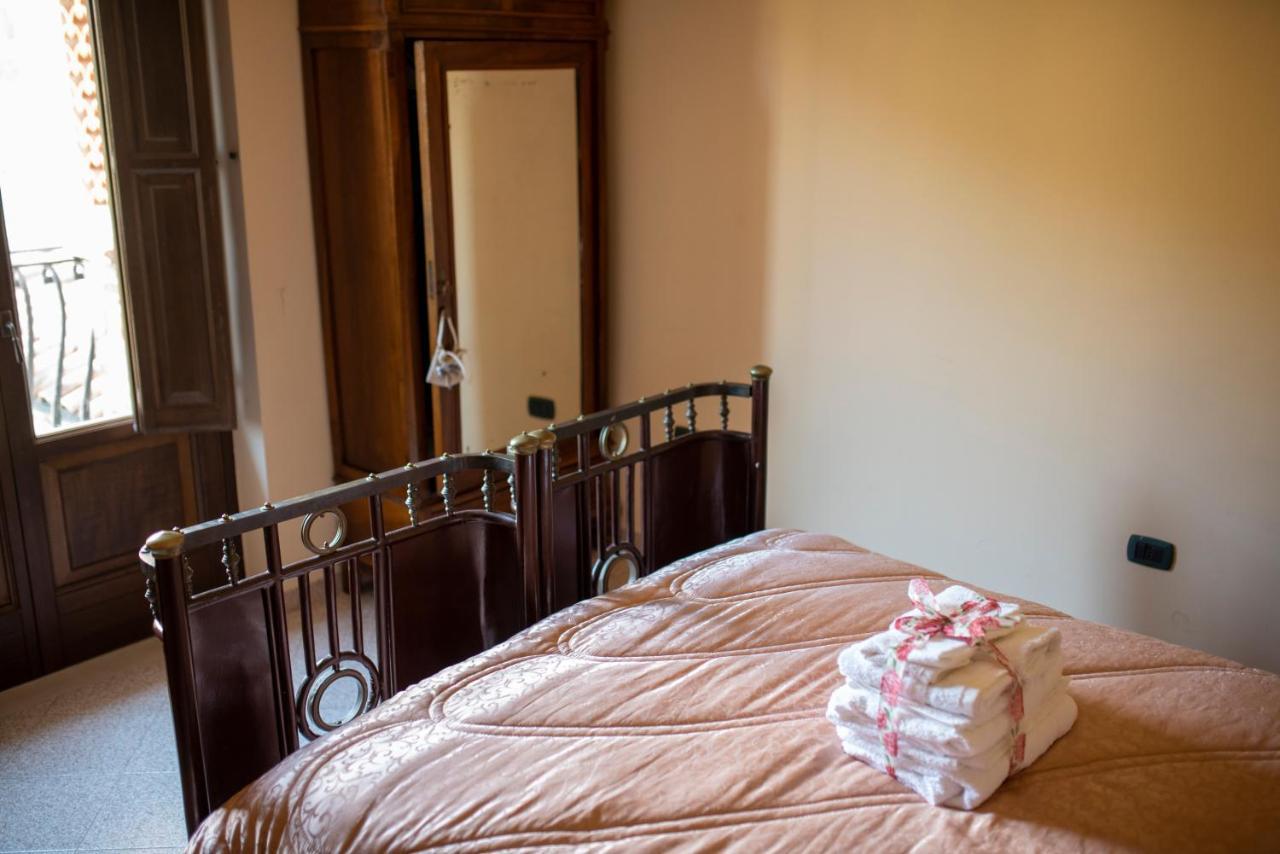 La Ginestra Hotel Castel San Lorenzo ภายนอก รูปภาพ