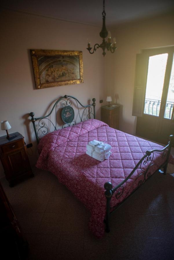 La Ginestra Hotel Castel San Lorenzo ภายนอก รูปภาพ