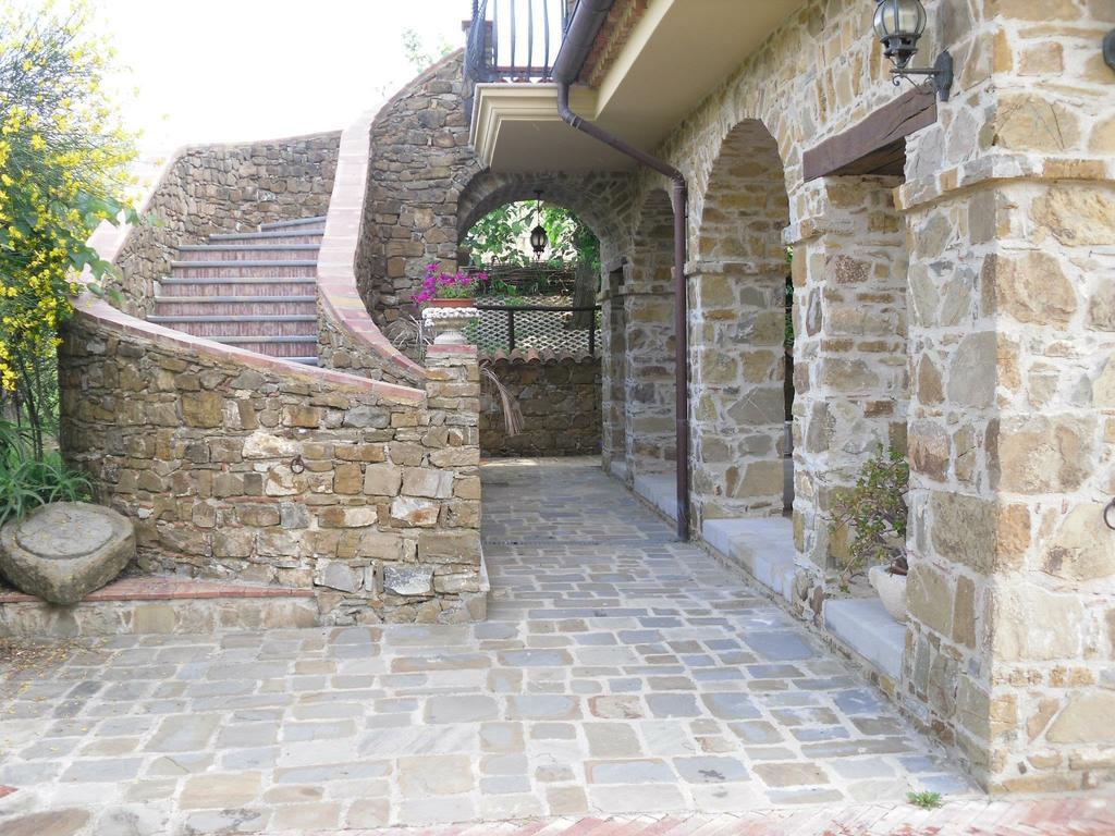 La Ginestra Hotel Castel San Lorenzo ภายนอก รูปภาพ